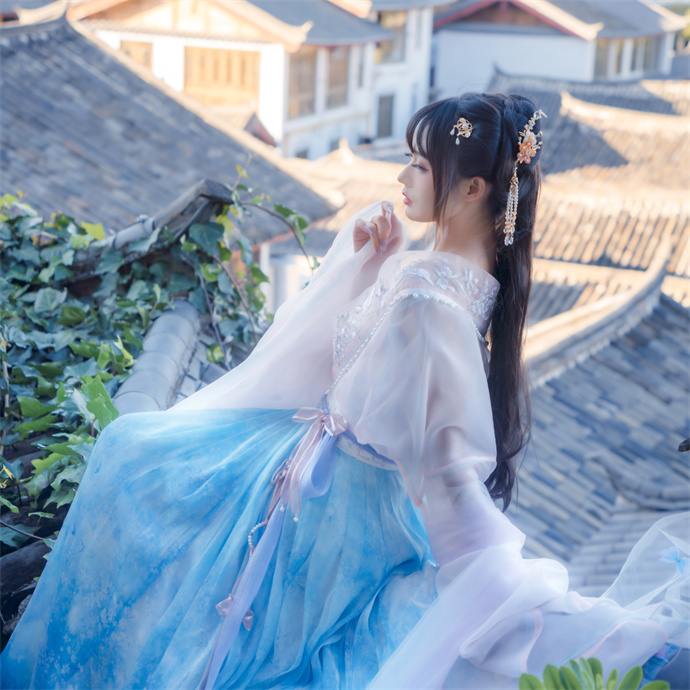 兔子Zzz不吃胡萝卜，丽江屋顶，美如仙女