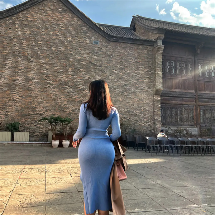 绚丽的童小芯的插图