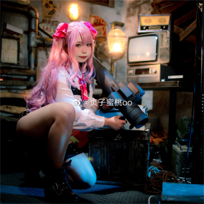 贞子蜜桃oo，捞捞尤妮