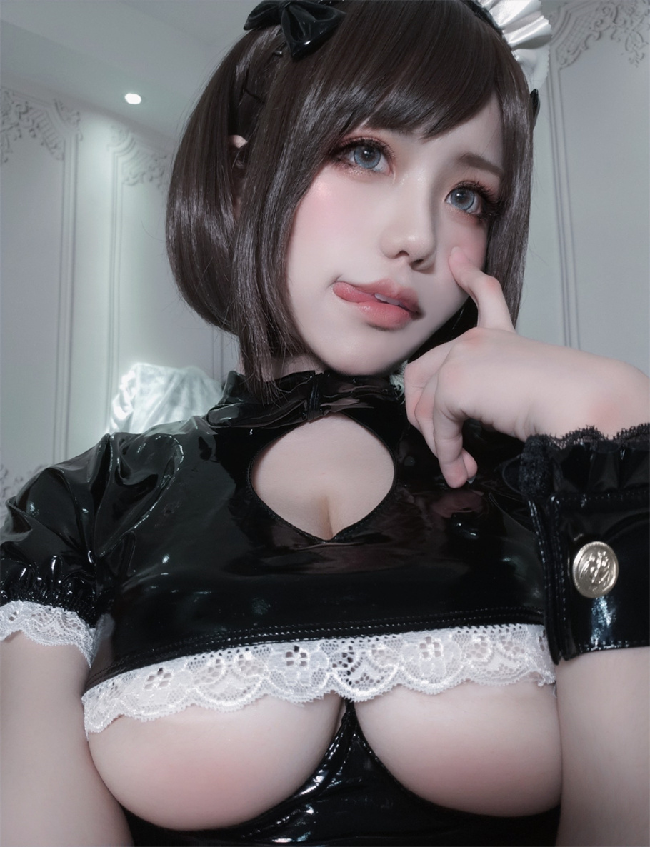 一笑芳香沁/浅川一笑_MNK图集：长相甜美可爱，又清纯