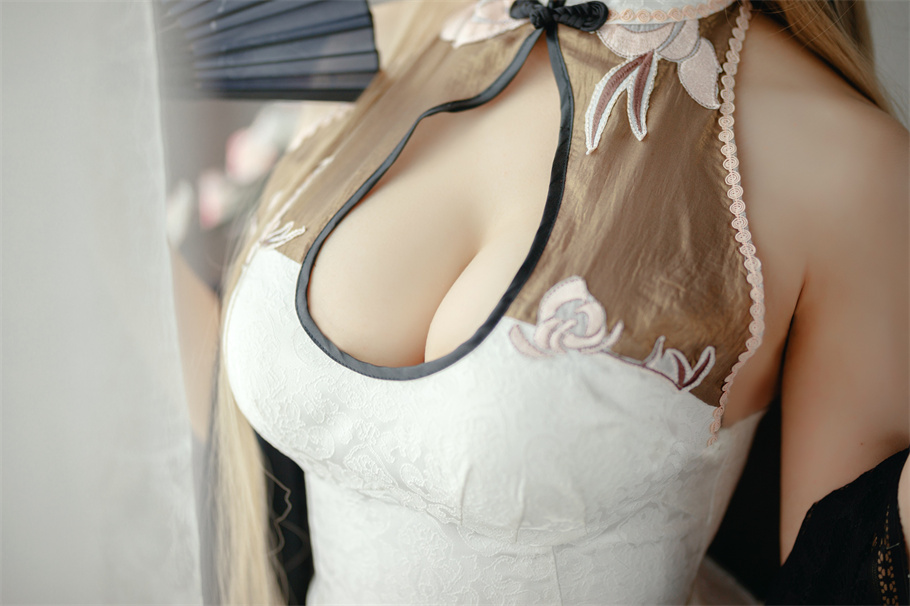 猫田圣奈奈合集：甜美而又可爱的COS