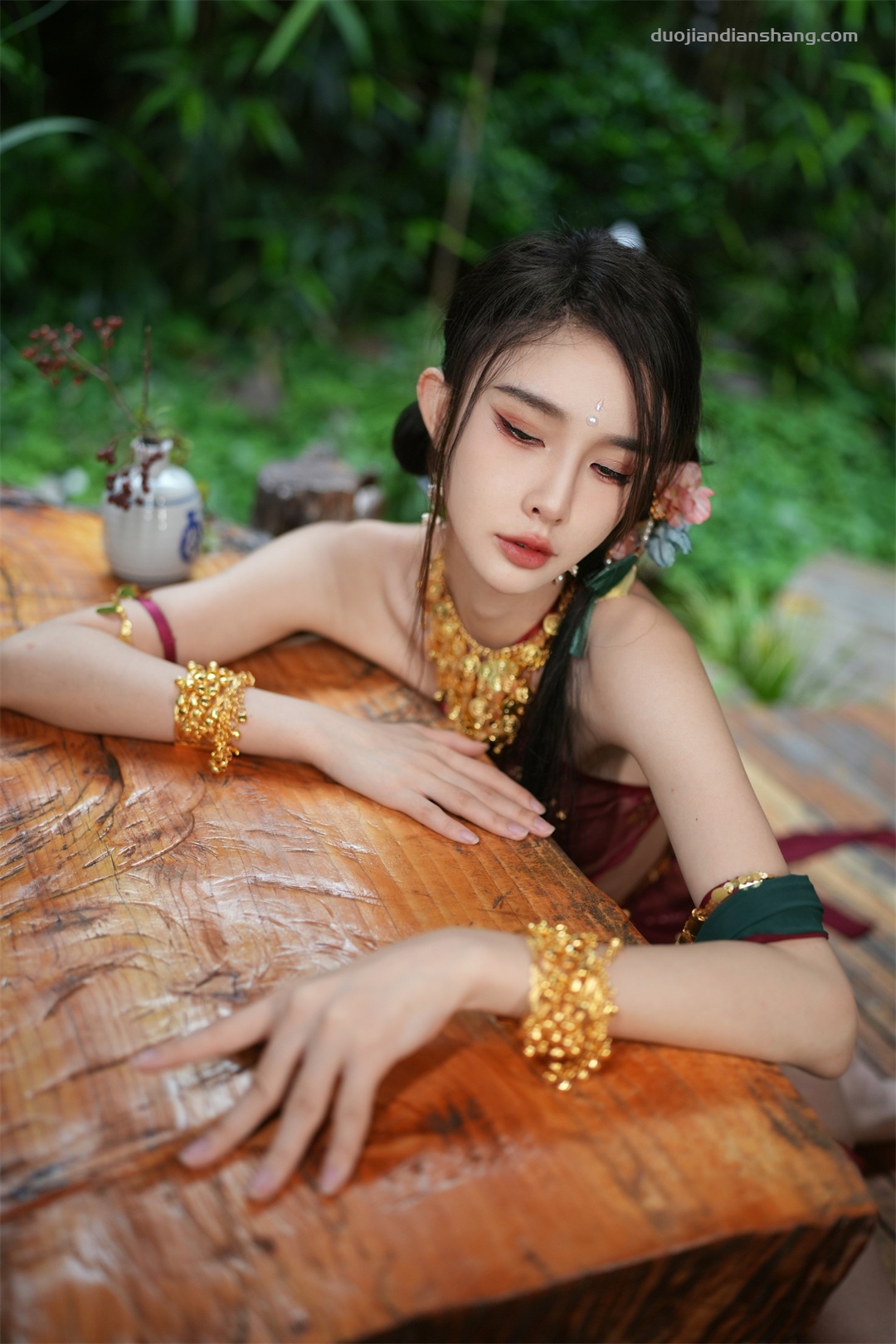 b站余多多dudu三机位，充电内容多少钱，是干嘛的？-拐角萌图